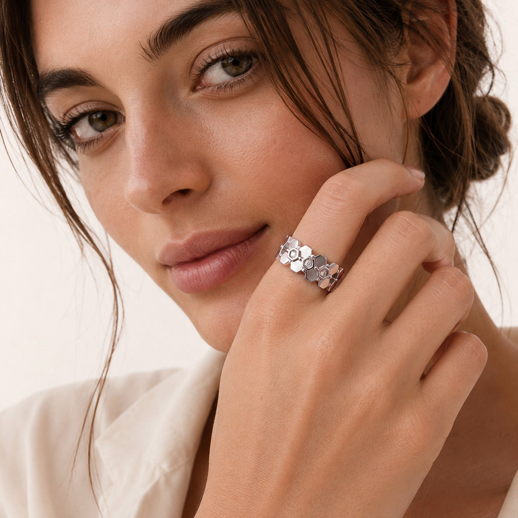 Gnoce Honeycomb Hexagon Filigree Ring Platinum-plated Silver Blend_3