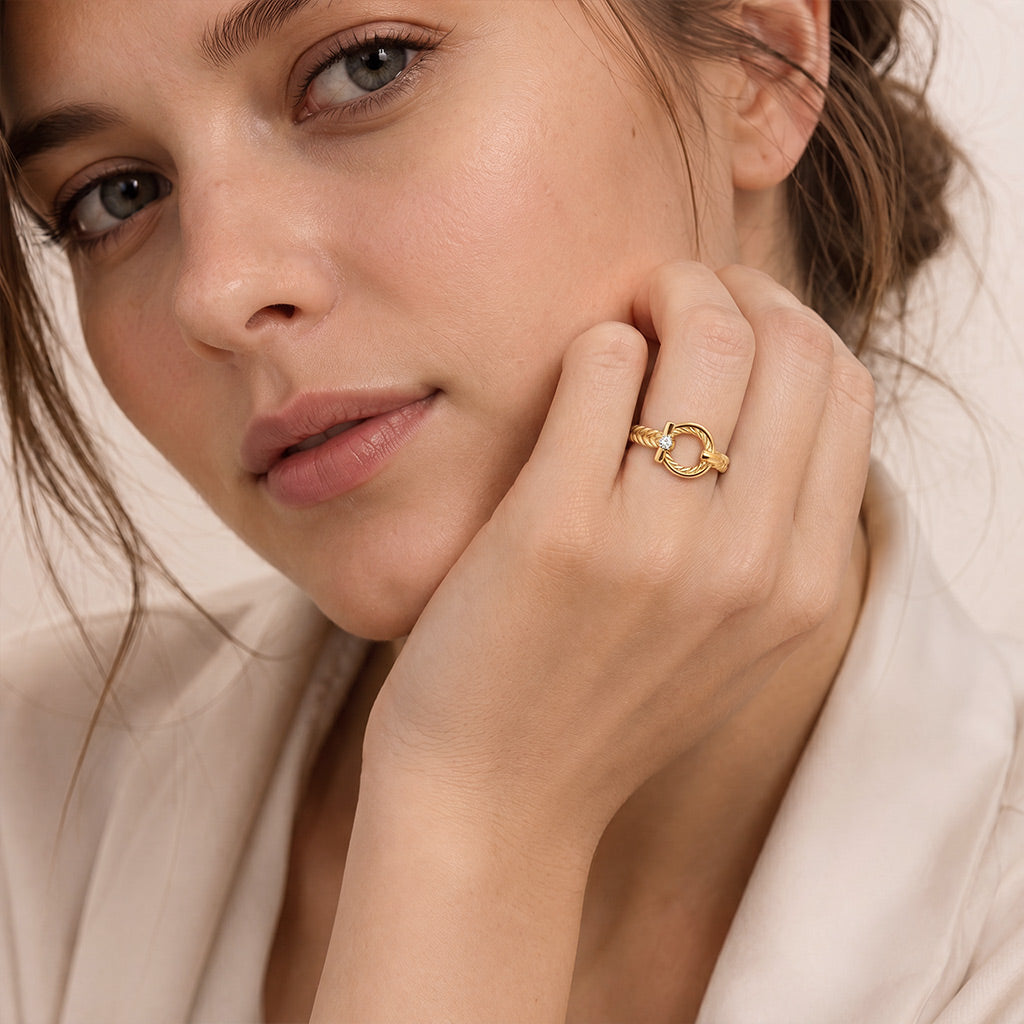 Gnoce Braided Horseshoe Ring_3
