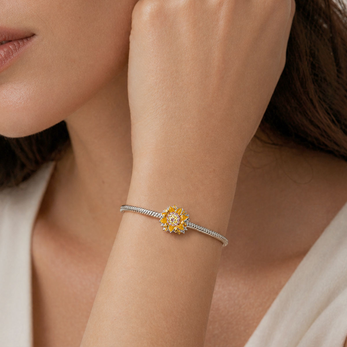 Gnoce Sparkling Sunflower Charm_4