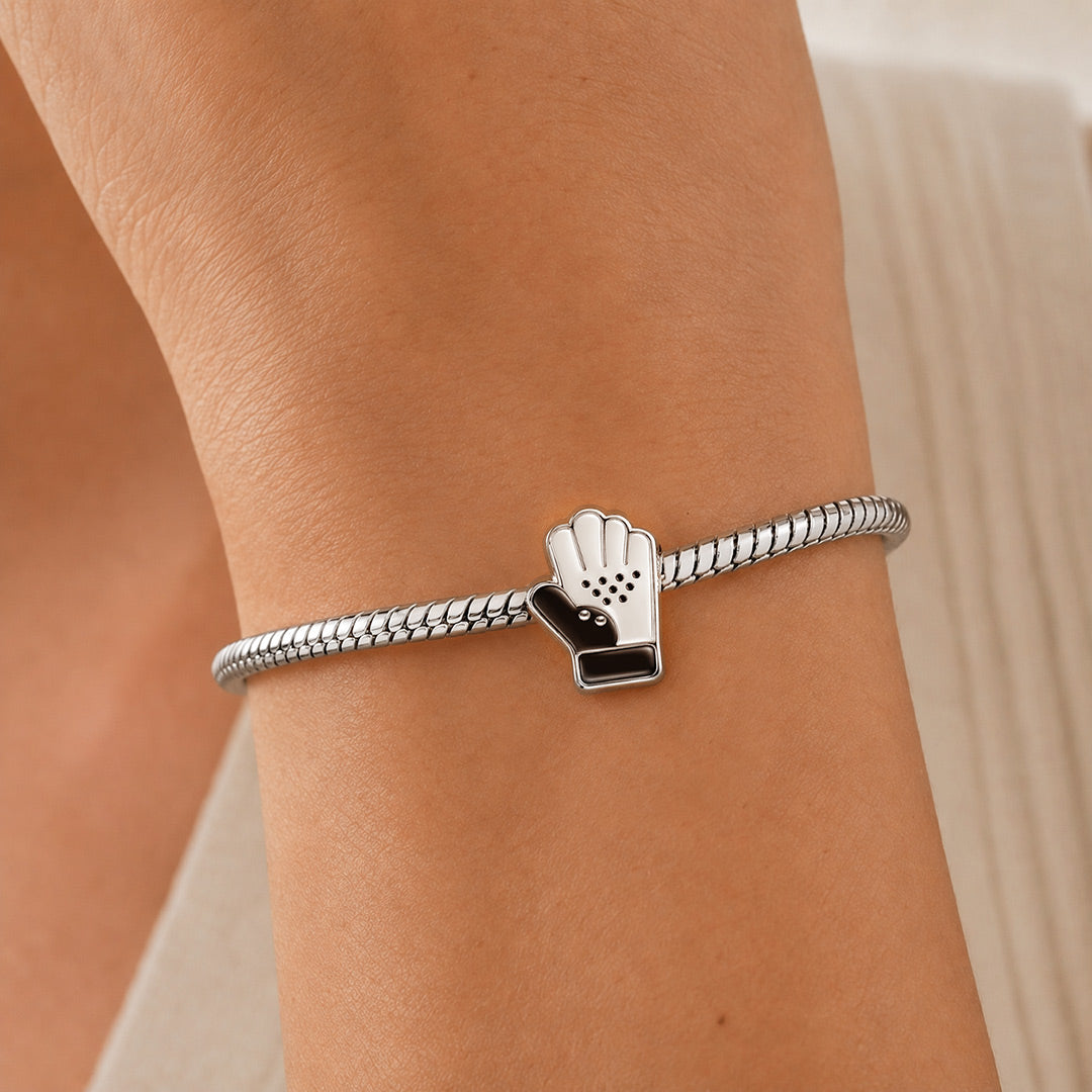 Gnoce Soccer Gloves Charm Platinum-plated Silver Blend_2