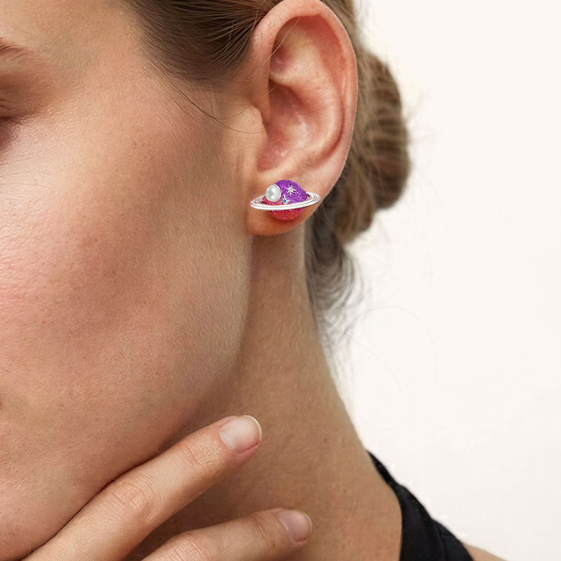 Gnoce Purple Red Gradient Planet Stud Earrings_3