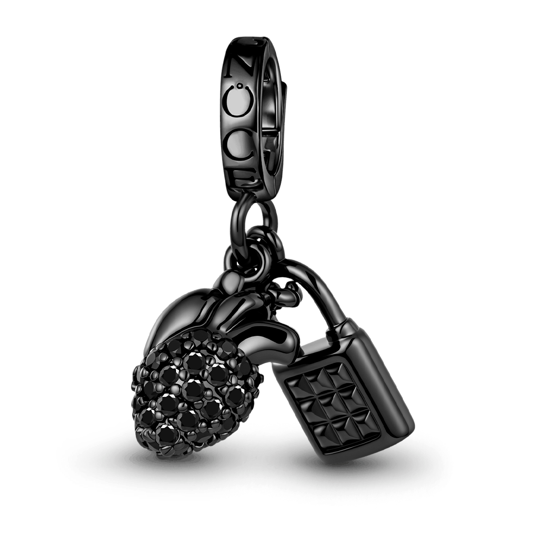 Gnoce Initial Engravable Punk Lock Anatomical Heart Dangle Charm Platinum‑plated Silver Blend_1