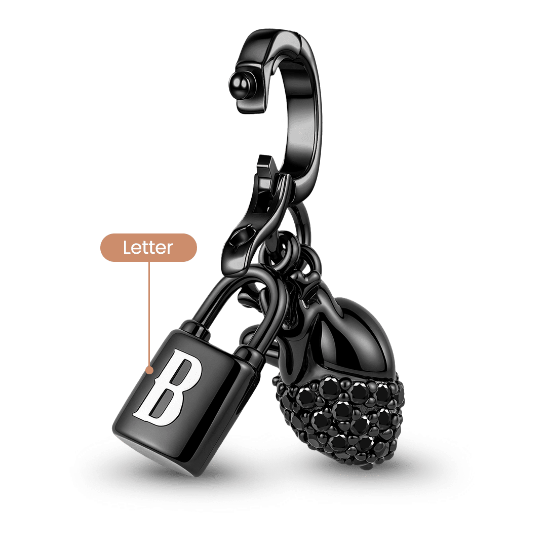 Gnoce Initial Engravable Punk Lock Anatomical Heart Dangle Charm Platinum‑plated Silver Blend_4