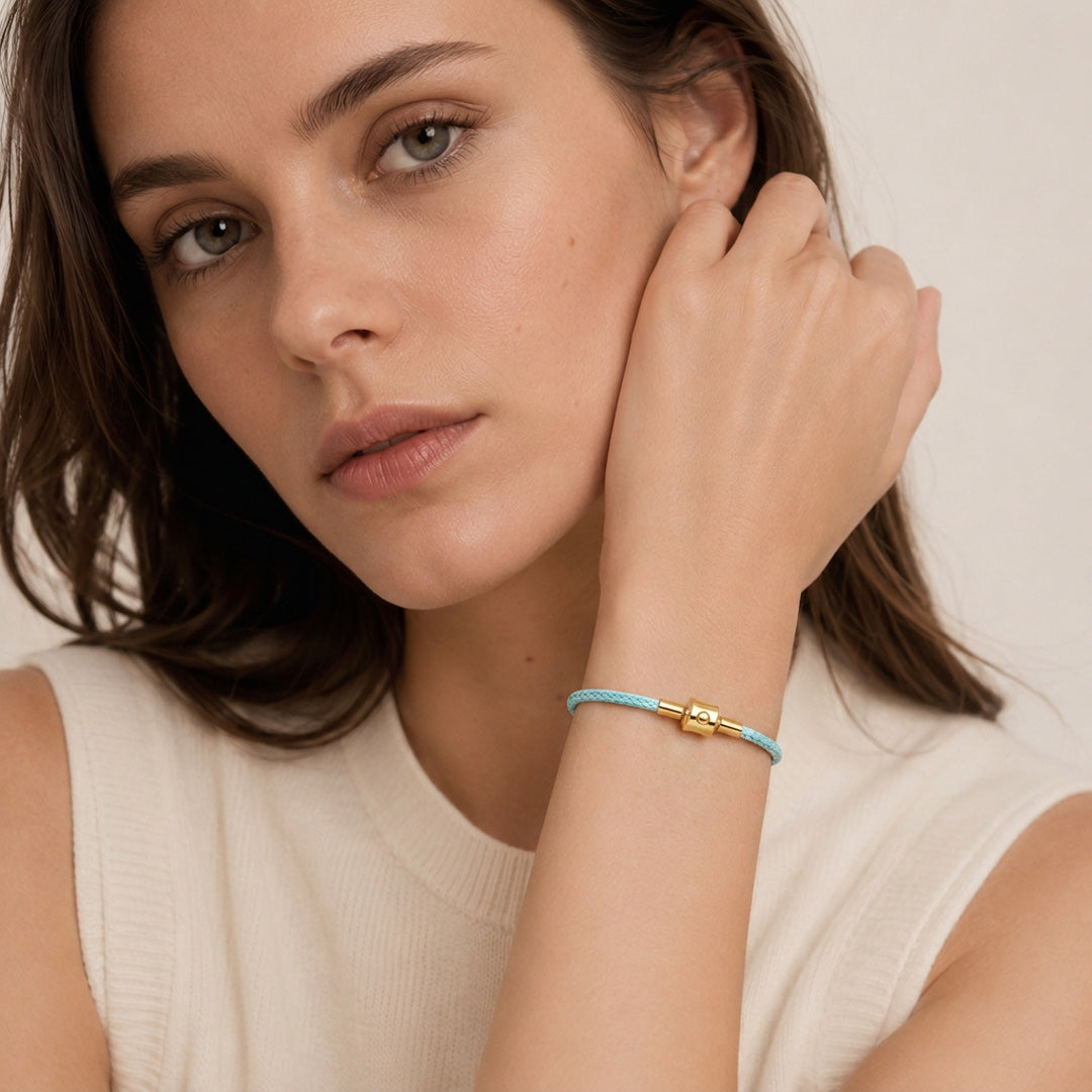 Gnoce Sky‑Blue Round Snap‑Lock Basic Bracelet_3