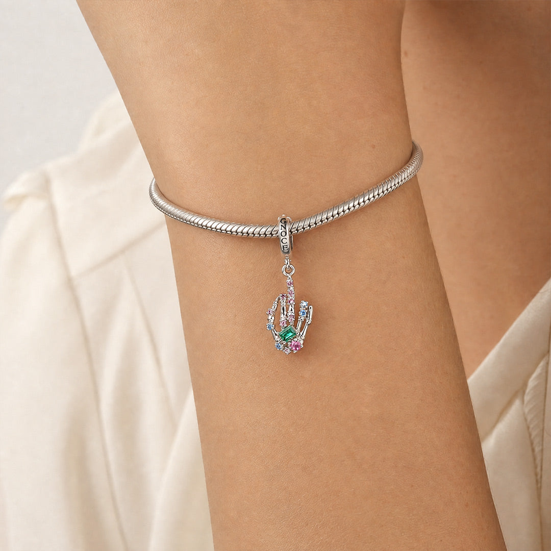 Gnoce Halloween Middle Finger Clasp Dangle Charm Platinum-plated Silver Blend_2