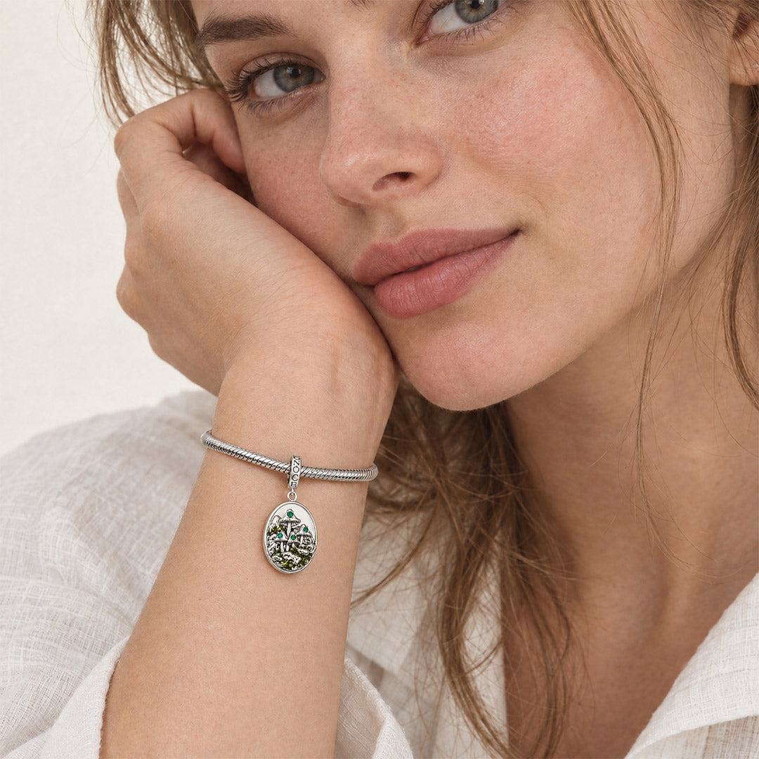 Gnoce The Unseen Moss Personalised Locket Clasp Dangle Charm Platinum-plated Silver Blend_3