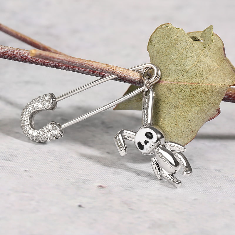 Gnoce Safety Pin Bunny Doll Dangle Earring Platinum-plated Silver Blend_3