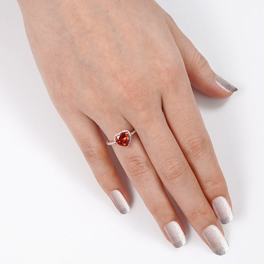 Gnoce Red Heart Shaped Halo Engagement Ring_3