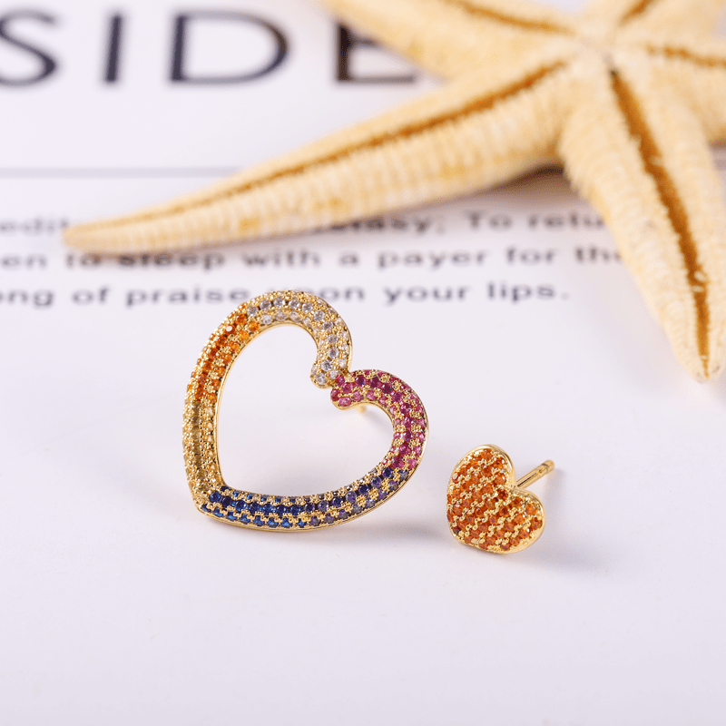 Gnoce Heart Crystal Stud Earrings_2